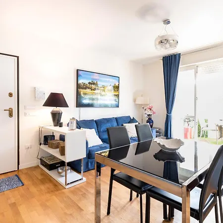 Cozy 10 Mins Walk From Poetto + Terrace Apartment